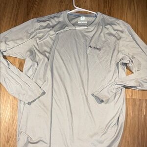 Columbia Men's Light Gray Long Sleeve Tee
